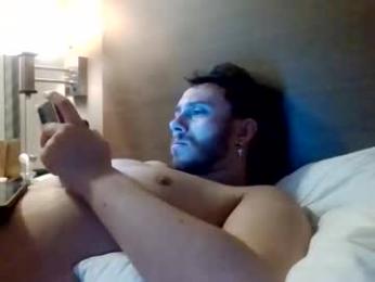 cloudyydayzz webcam model stream image