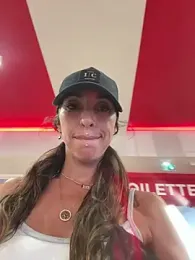 Lalla_Amani webcam stripchat model stream image