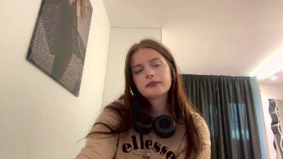 DetraYarnell webcam model stream image