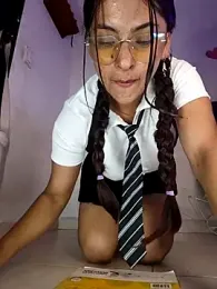 Fox_Roxxan webcam model stream image