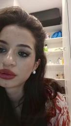 FifiLust webcam model stream image