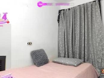 thechicanextdoor webcam model stream image