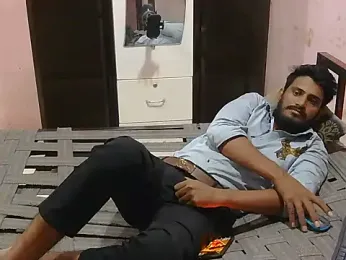 HotXKrish webcam model stream image