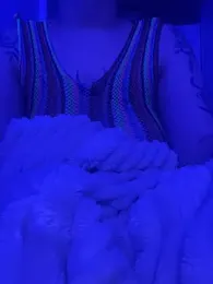 queenlo_xxx webcam model stream image