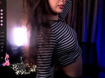 LauraBess webcam model stream image