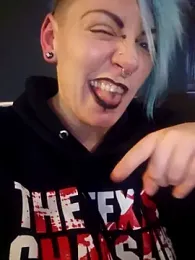 PinkTheHawk webcam model stream image