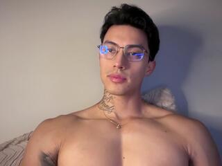 Jakee Tyler webcam model stream image