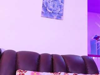 lara-giraldo webcam model stream image