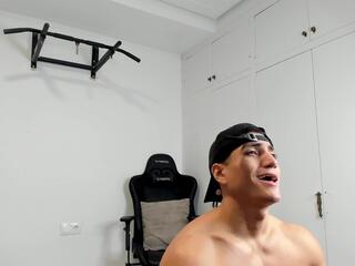 Steve Coopeer webcam model stream image