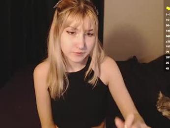 cherry_hazzze webcam model stream image