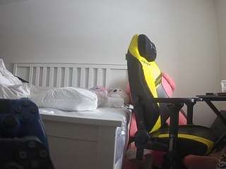 voyeurcam-sexy-little-ana-01 webcam model stream image