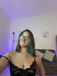 Megan_lu2 webcam model stream image