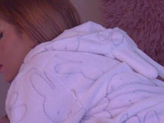 Ova Parlow webcam model stream image