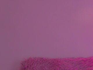 Ova Parlow webcam model stream image