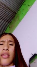 Scarlett_pee webcam cam4 model stream image