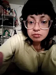 cinnavalz webcam stripchat model stream image
