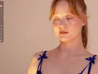 cute_shine webcam model stream image