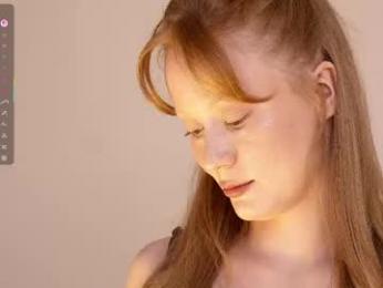 cute_shine webcam model stream image