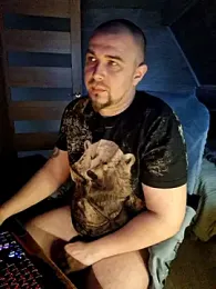 Foxyshaved webcam model stream image