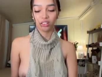_agatha69_ webcam model stream image