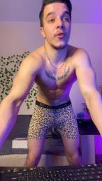 bravo_maestro webcam cam4 model stream image