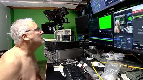 ButtCrackShowing-OOPS webcam model stream image