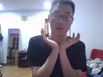 taiwanboybigtop1069 webcam model stream image