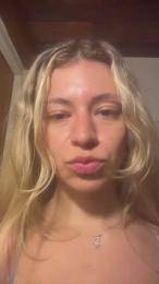 Giii webcam model stream image