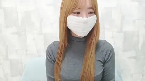 LOVE_MOMO_LOVE webcam model stream image