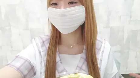 LOVE_MOMO_LOVE webcam model stream image