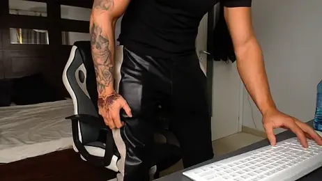 ElijahThorne webcam model stream image