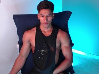 Ulises Brown webcam model stream image