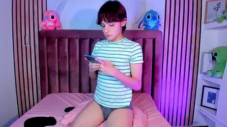 MathiasGreen_ webcam model stream image