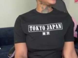 iambaldheadbrittany webcam camsoda model stream image