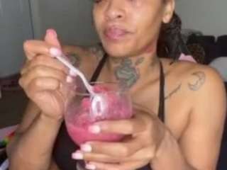 iambaldheadbrittany webcam camsoda model stream image