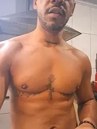 RealCriaRJ webcam model stream image