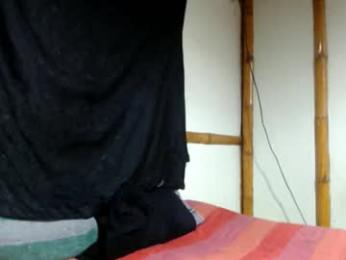 miahells webcam model stream image