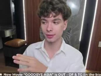 calvin_loves_you webcam model stream image