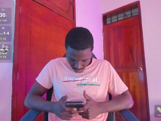 Ethan Traviis webcam model stream image