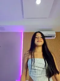 emily_sweett24 webcam model stream image