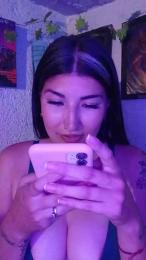 DolceNazz webcam model stream image