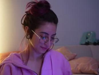 lizmreow webcam chaturbate model stream image