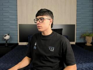 Ethan Martinn webcam model stream image
