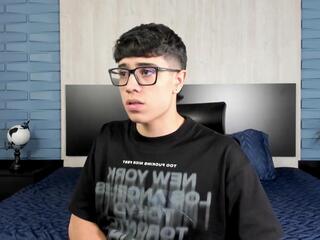 Ethan Martinn webcam model stream image