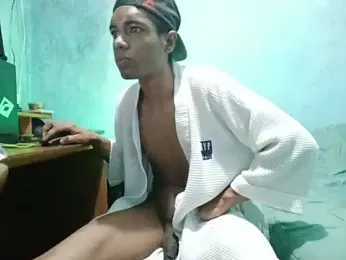 Setor_black webcam model stream image