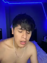 Kailertwink webcam stripchat model stream image