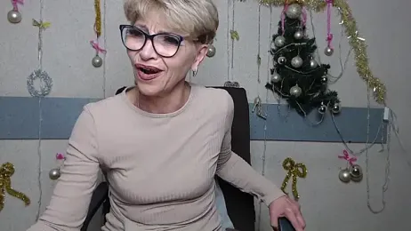 EllaBonito webcam model stream image