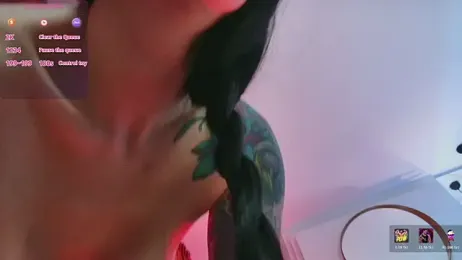 MadilynFox webcam model stream image