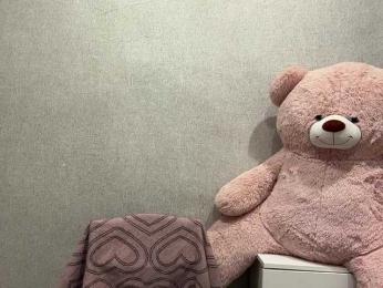 ArdellaPeetoom webcam model stream image