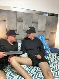 JuanY_David webcam model stream image